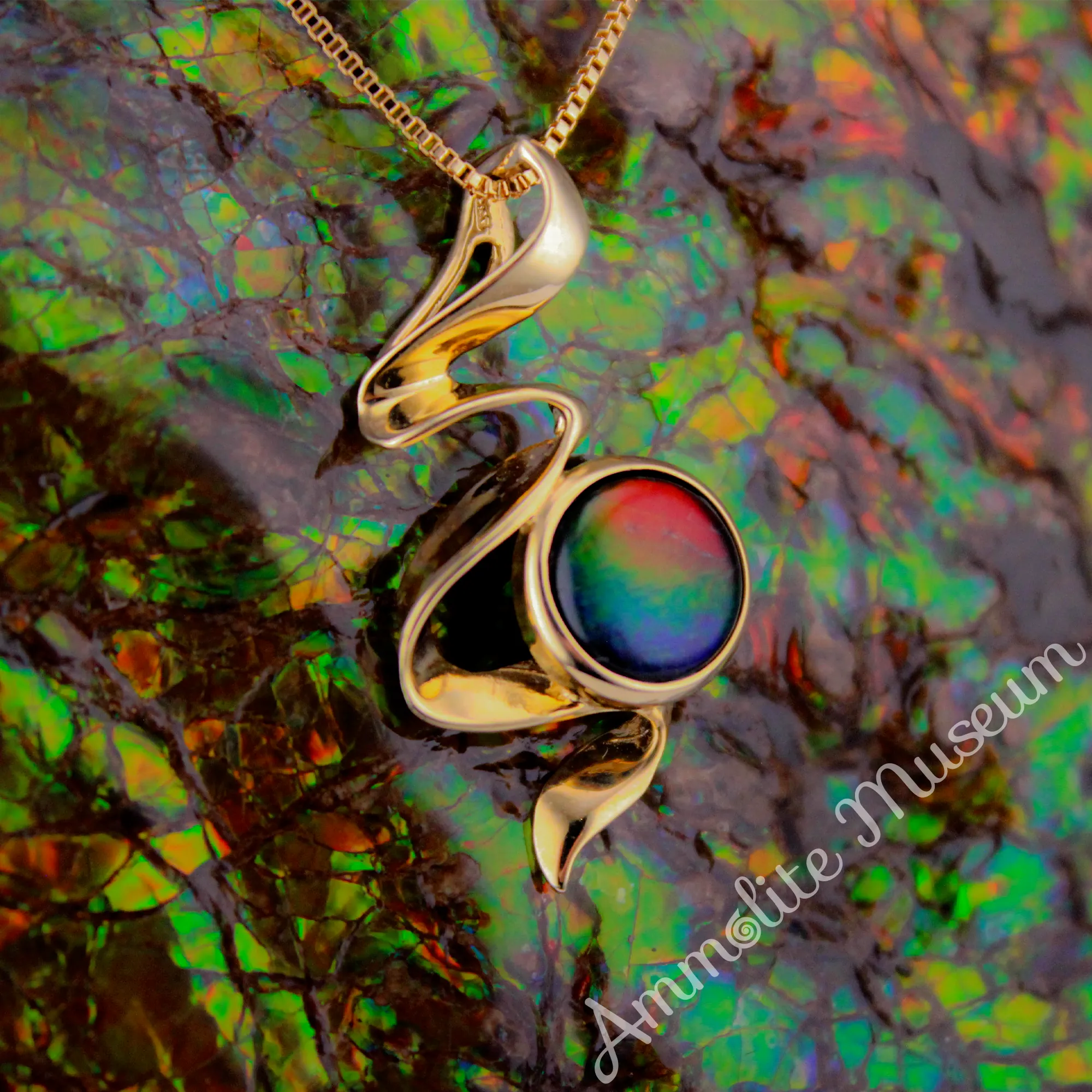 14K Yellow Gold Ammolite Ribbon Pendant