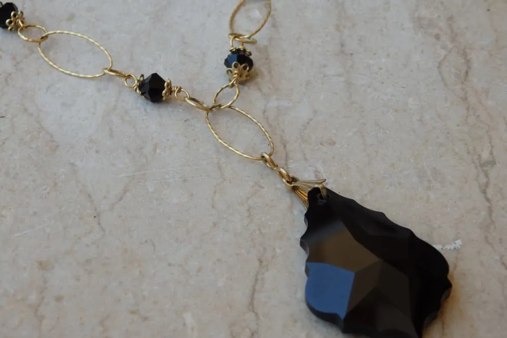 Black Teardrop Y Necklace
