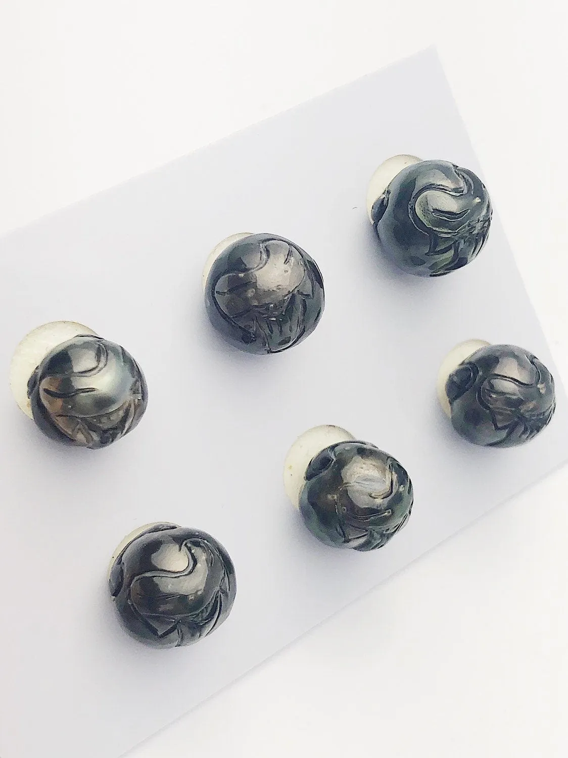 Carved Shark Tooth Tattoo Tahitian Pearl 11-12mm (730)
