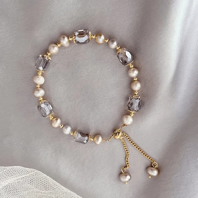 Chic Beaded Bracelet with Elegant Faux Pearls and Crystals