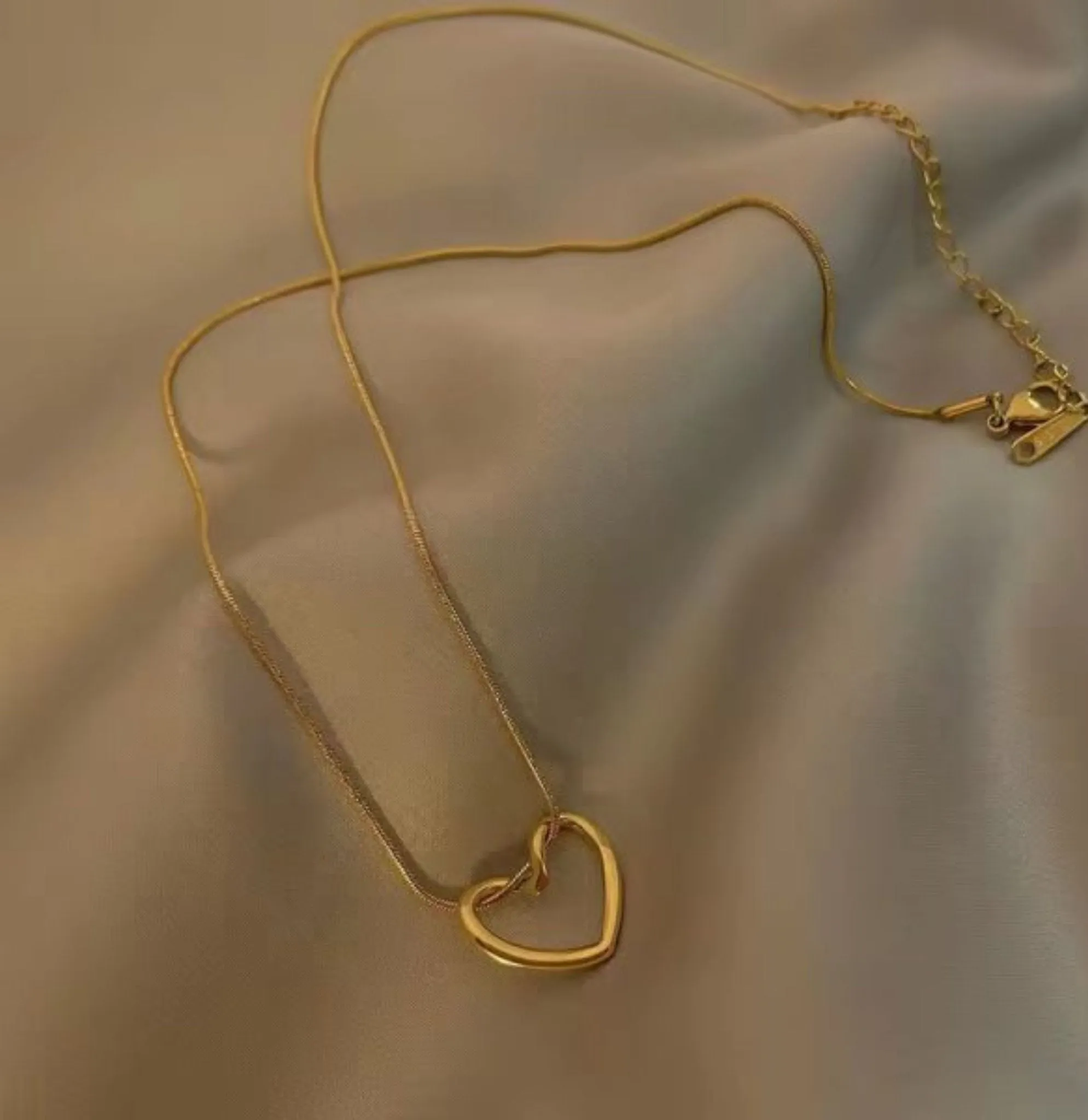 Cute heart pendant for girls