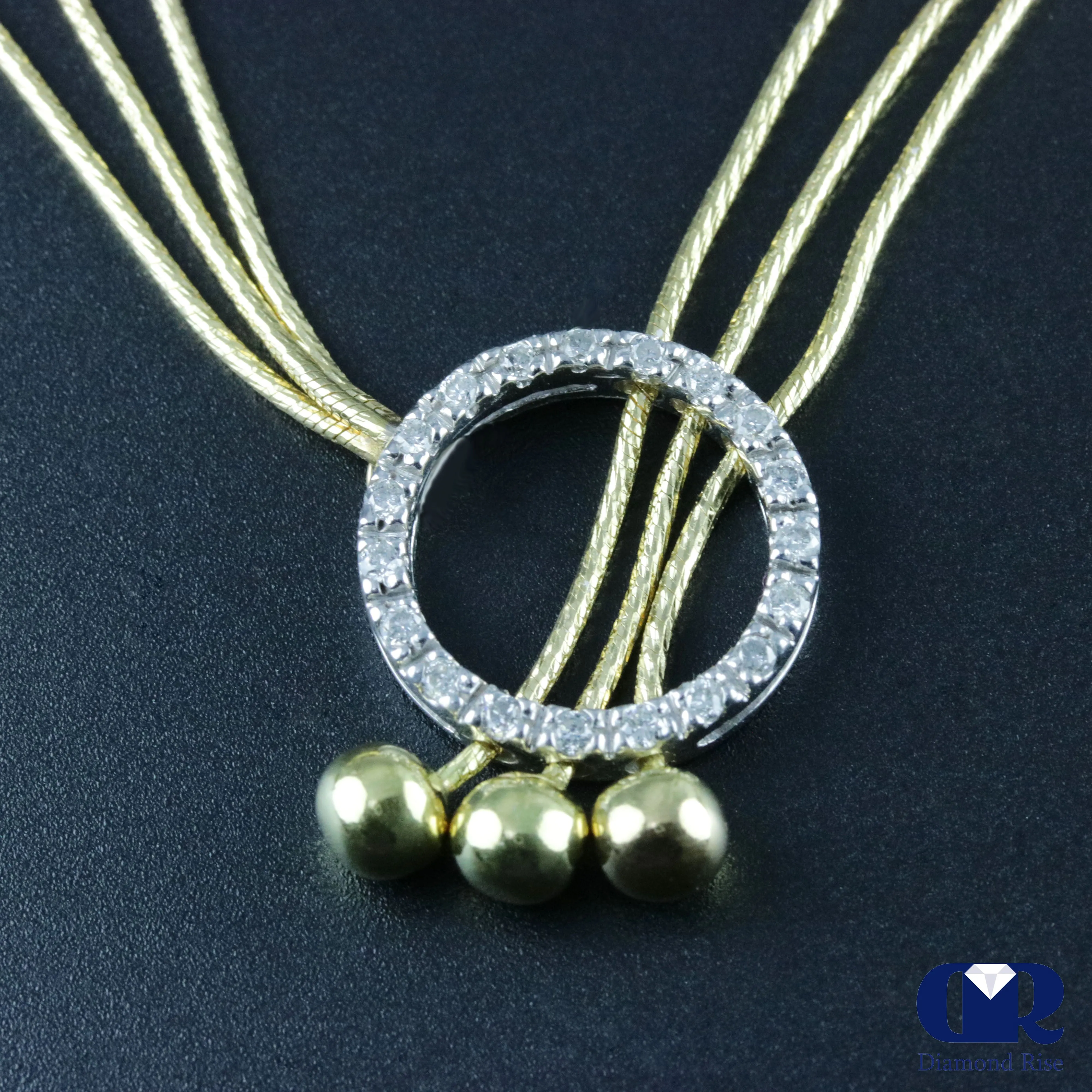 Diamond Sneak Chain Necklace In 18K Yellow Gold Adjustable Chain