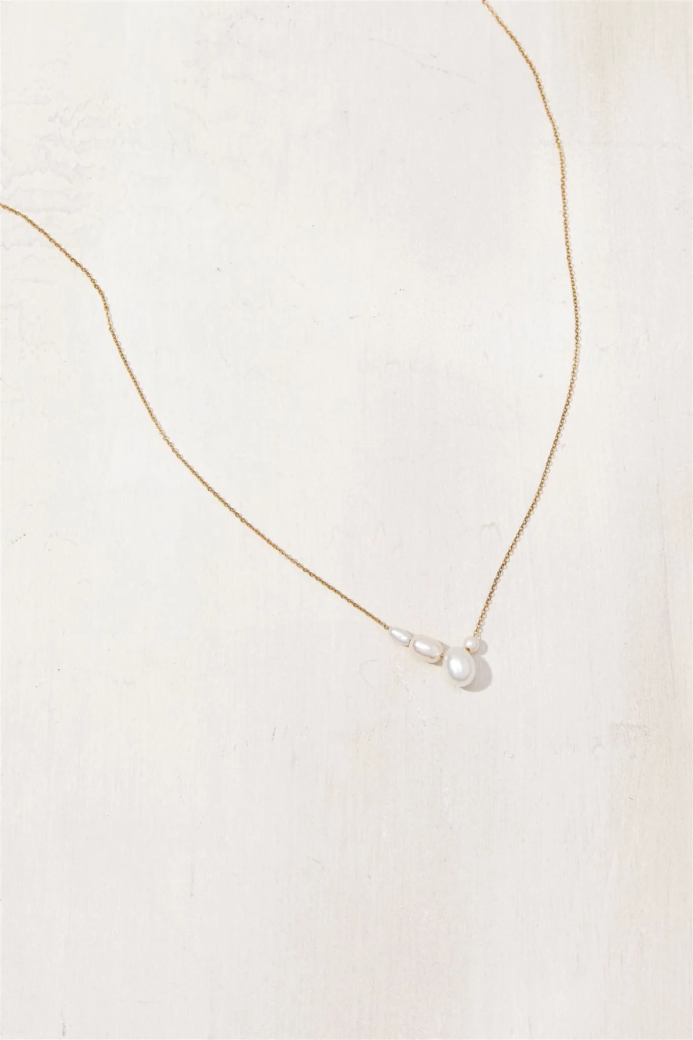 Dripping Pearls Necklace