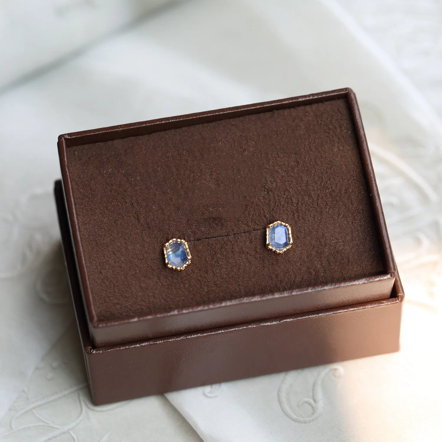 Lanbao Moonstone Colorful Akato Necklace