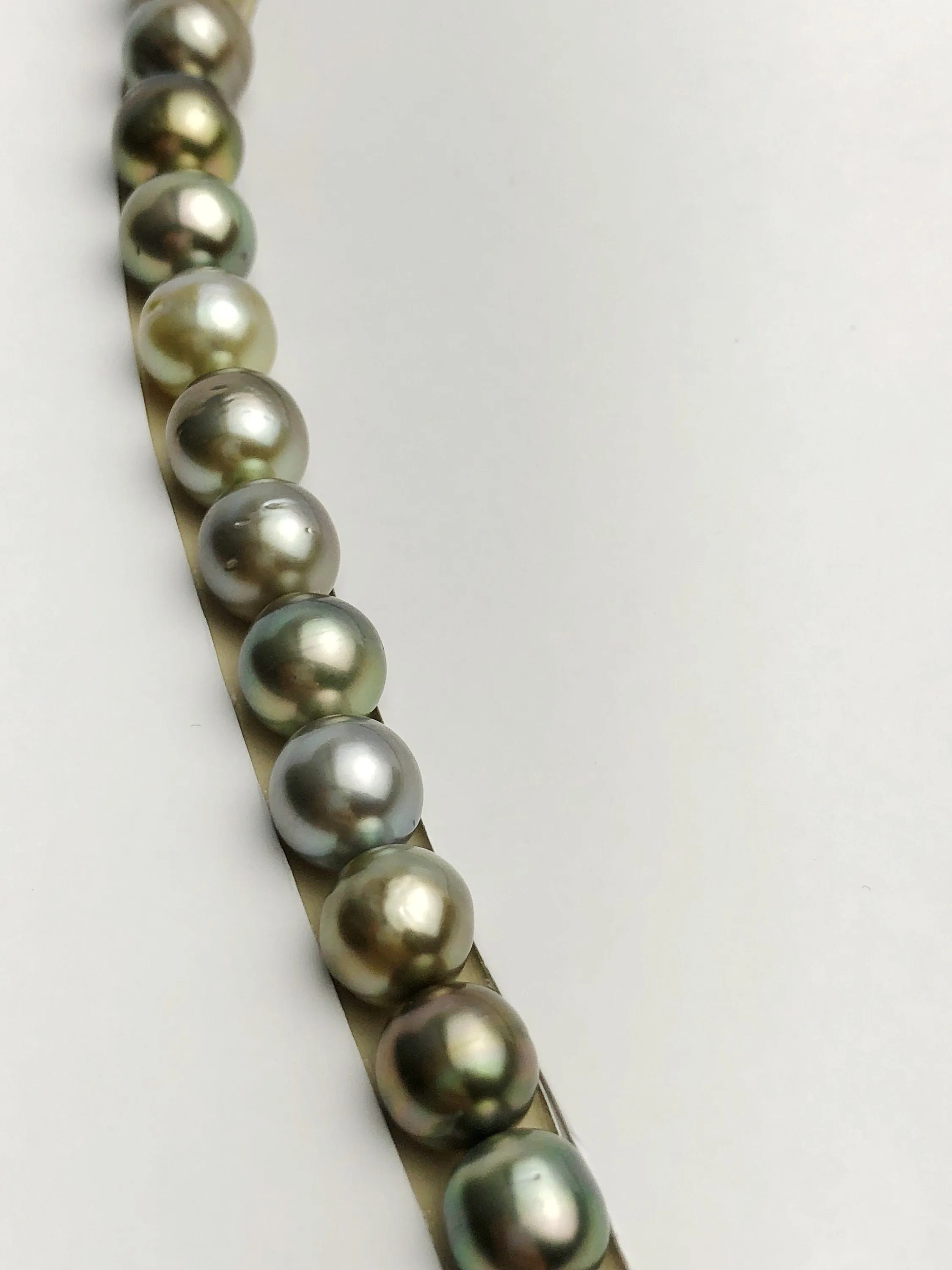 Loose Tahitian Pearls Set, Multicolor, Wholesale - Only 19 per pearl - AA Quality (218)